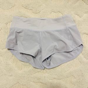 Lululemon Speed Up 2.5” lilac/lavendar size 2